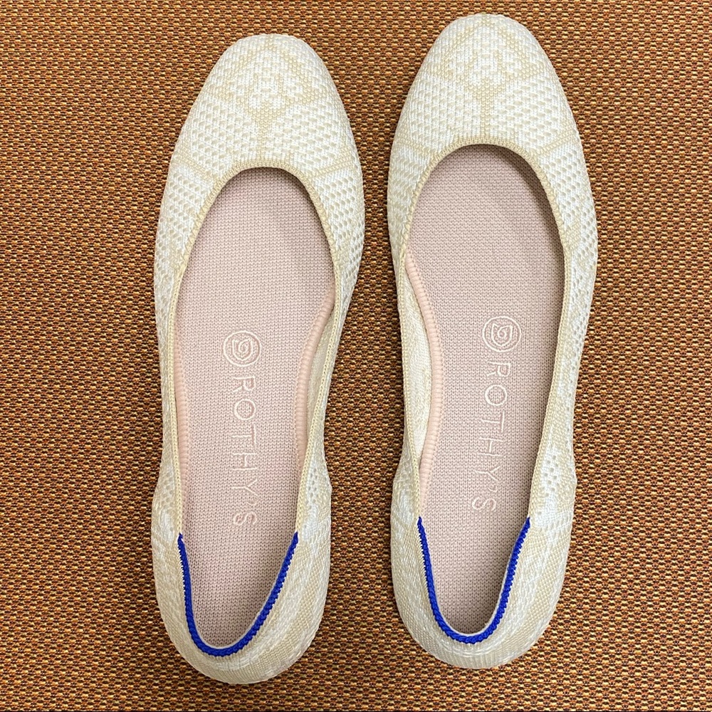 Rothy’s Lily print Square flat